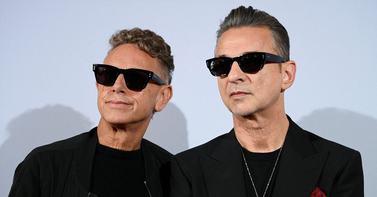 Группа Depeche Mode выпустит новый альбом и отправится в турне.