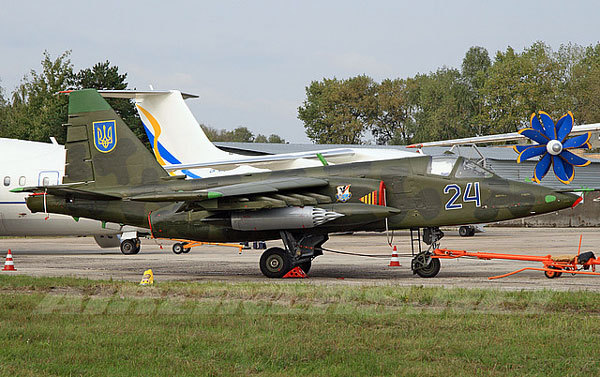 Украинский самолет Су-25. Фото: airwar.ru