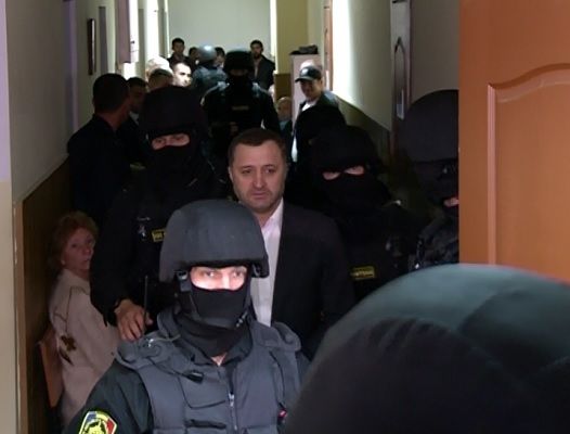 27 июня текущего года экс-премьера приговорили к 9 годам лишения свободы с конфискацией имущества. Фото: protv.md