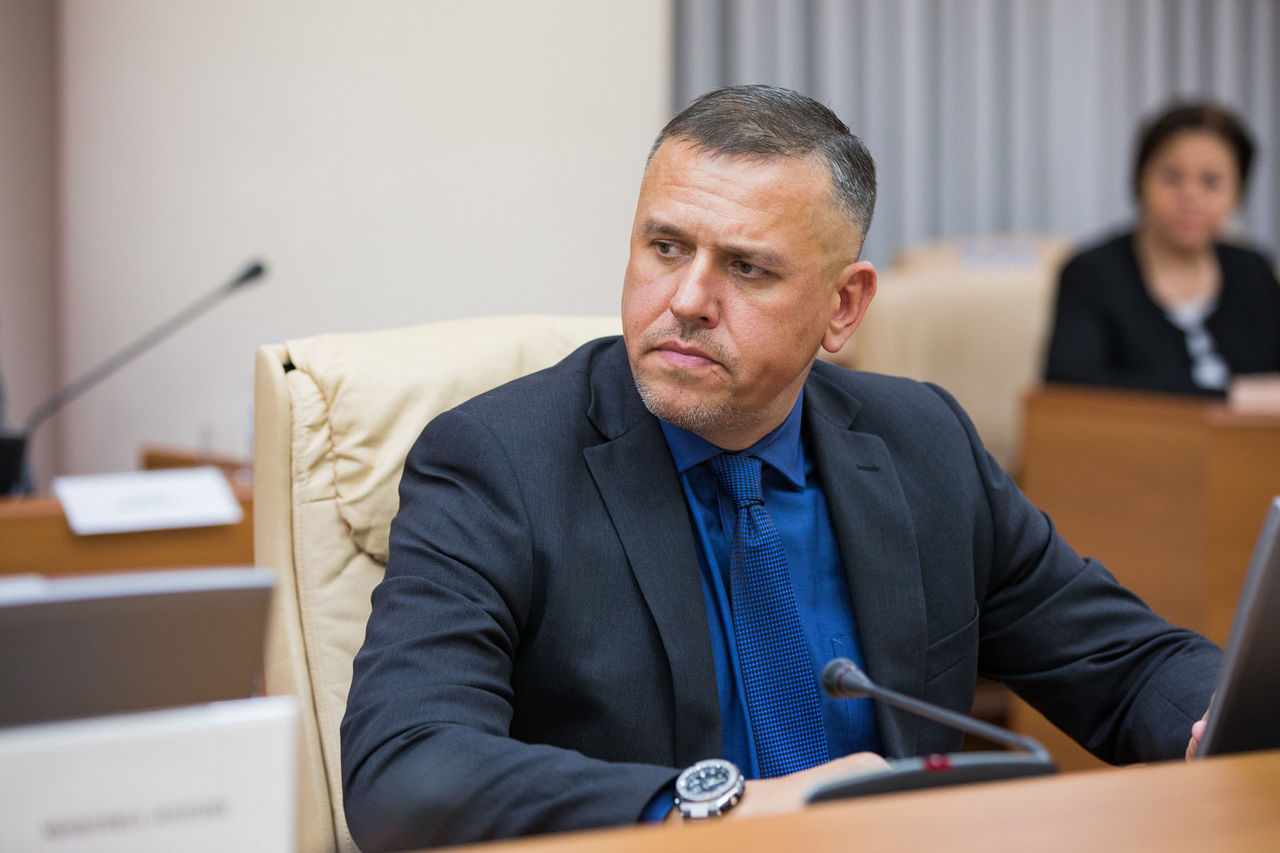 Министр обороны: Военнослужащие, участвовавшие в параде в РФ, здоровы.