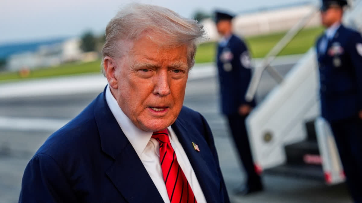 Трамп: Две атомные подводные лодки уже находятся "там, где им положено быть".