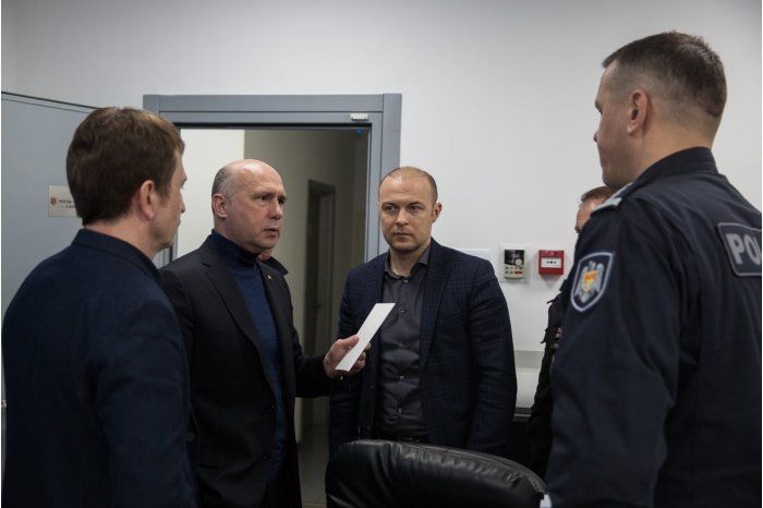 Восстановление электроснабжения населенных пунктов - в центре внимания властей.