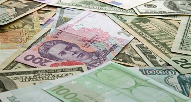 Национальный банк Молдовы установил курс основных валют на 6 декабря.