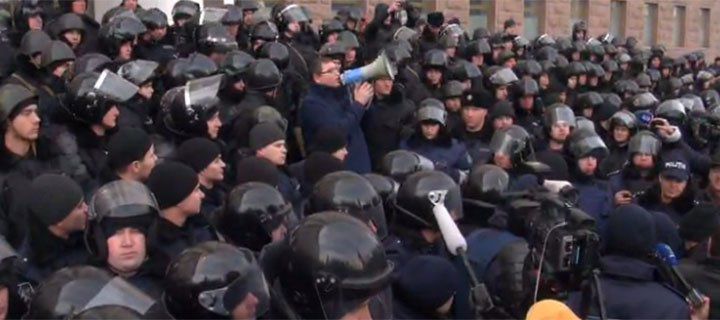 Усатый: Нам нечего обсуждать с Канду, кроме даты досрочных выборов.