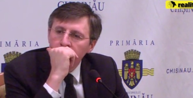 Глава кишиневской администрации Дорин Киртоакэ.