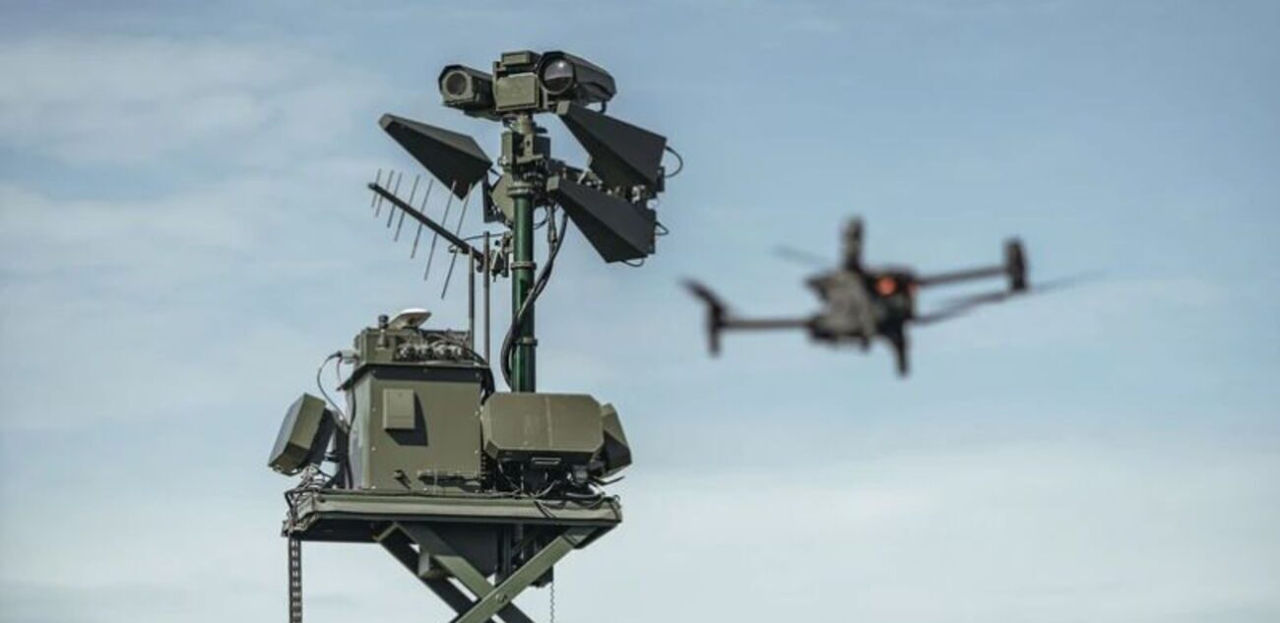 România planifică construirea unui zid anti-dronelor.