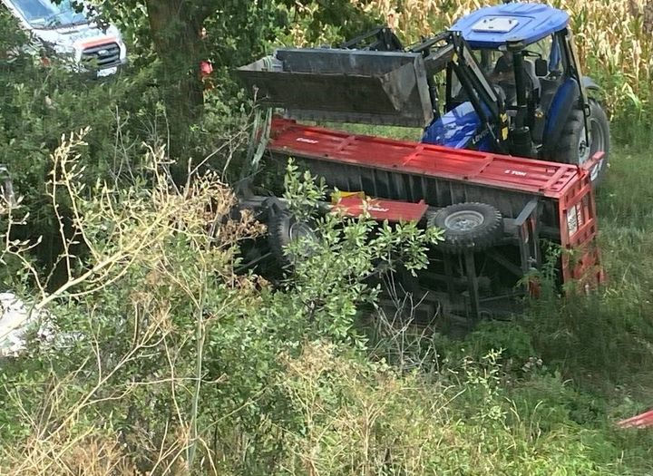 ДТП в Оргееве: перевернулся прицеп, погибли два человека.