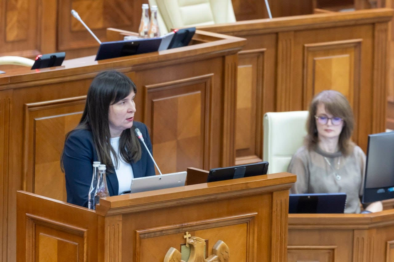Парламент принял в первом чтении проект налоговой и таможенной политики.