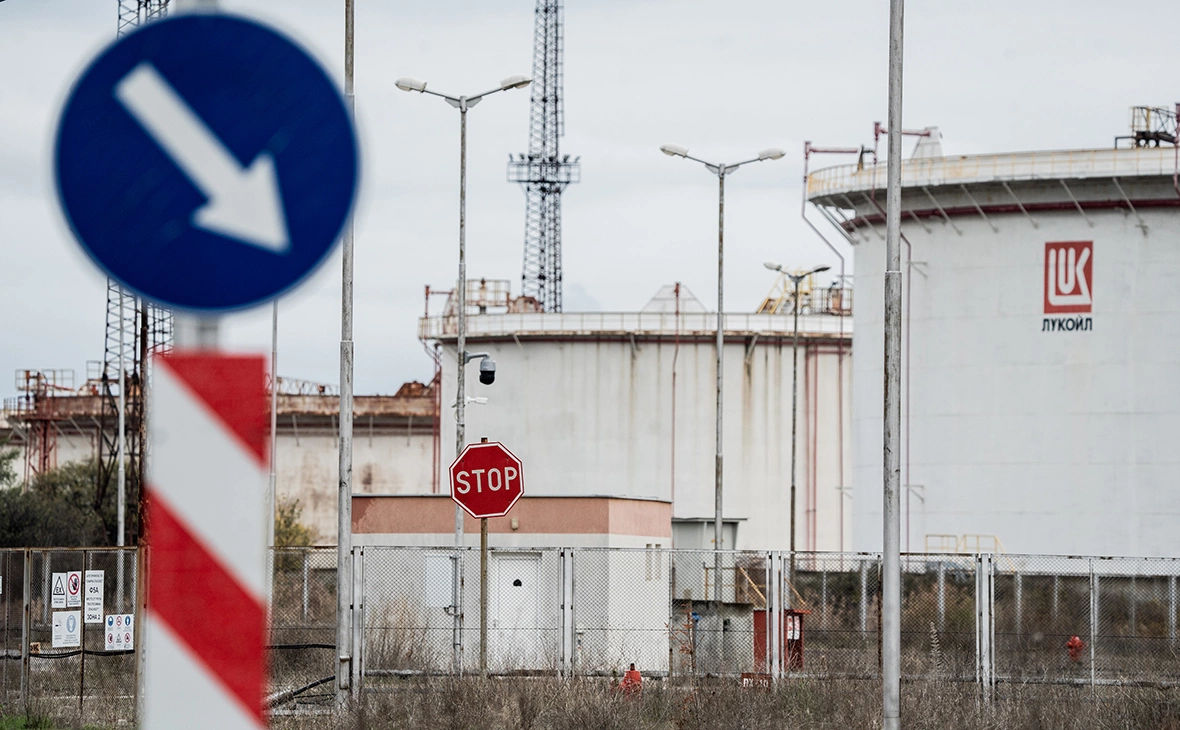 SUA au prelungit din nou licența pentru vânzarea activelor „Lukoil”.