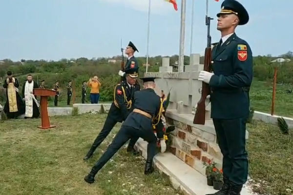 В Сороках почтили память румынских солдат.