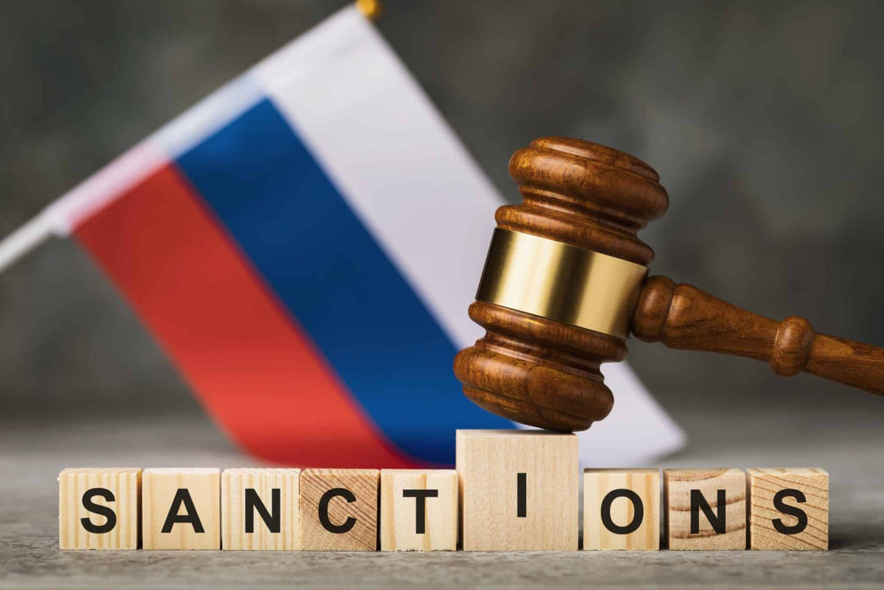 Совет ЕС по иностранным делам рассмотрит девятый пакет санкций против РФ.