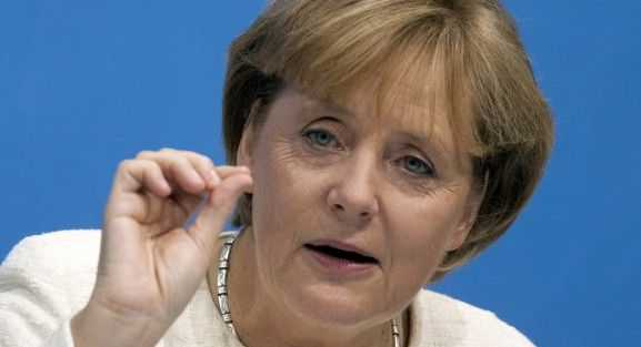Merkel le-a cerut miercuri Statelor Unite și Rusiei să exercite presiuni în vederea încheierii unui acord de încetare a focului în Siria.