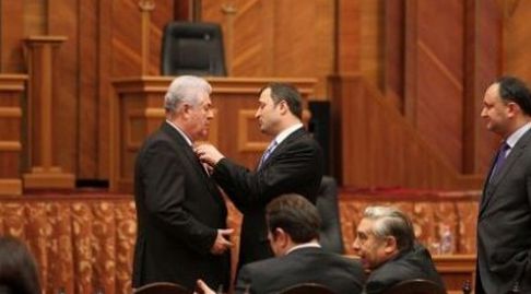 Liderii formaţiunilor PL, PDM, PSRM, PCRM, PPEM, au reacţionat la discursul ţinut de liberal-democratul Vlad Filat. Foto: timpul.md