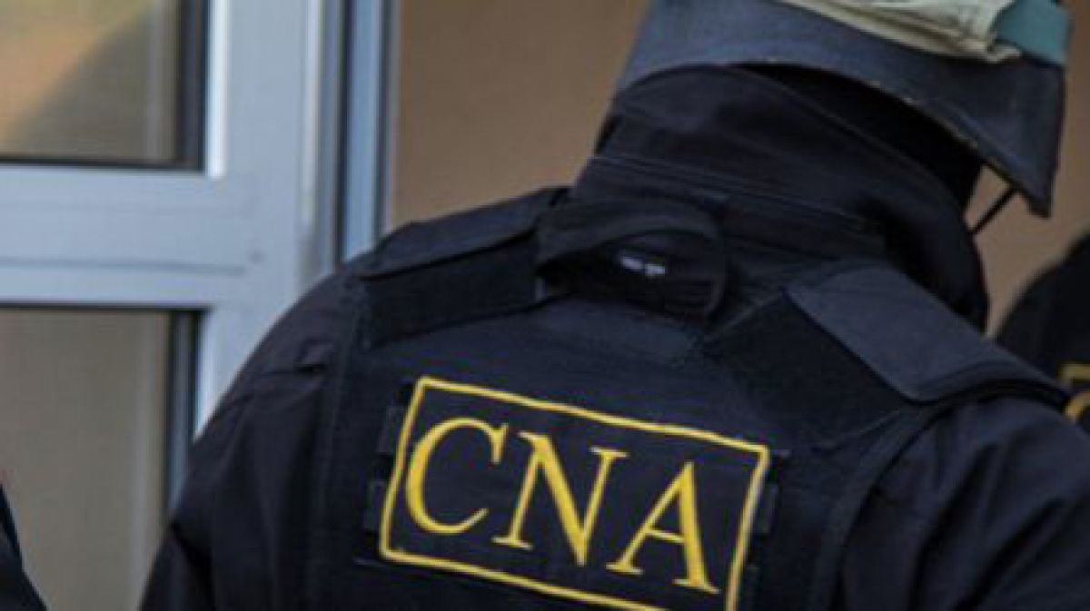 Reținut de CNA: Cerea 10.000 de euro pentru cetățenia română