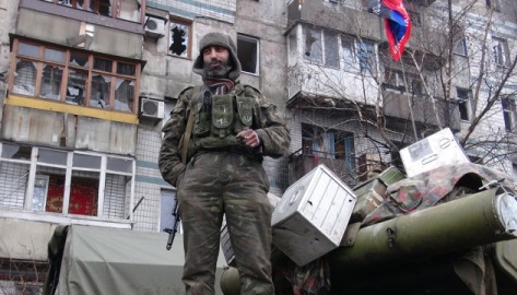По мнению военных Украины, сепаратисты целились в блокпосты, расположенные к востоку от Мариуполя, но промахнулись.