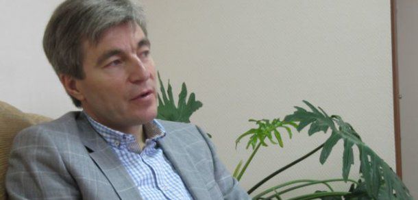 Eugen Carpov, a declarat că  in cazul înrăutăţirii situaţiei din Republica Moldova, Unirea cu România ar deveni o prioritate.  Foto: rferl.org