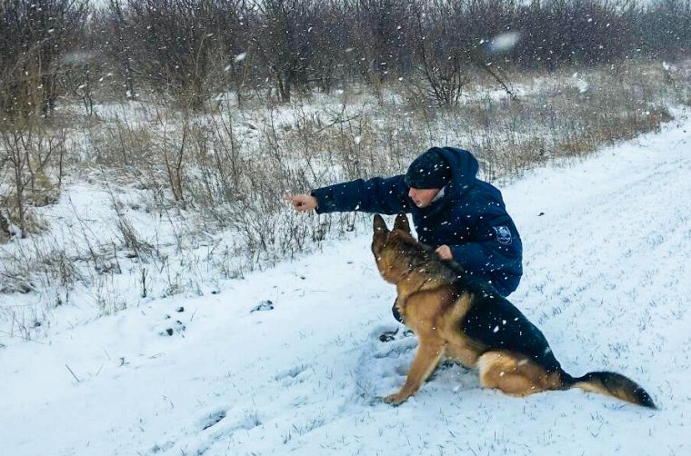 Прибыв в пункты пропуска проявите понимание, терпение и дисциплину.