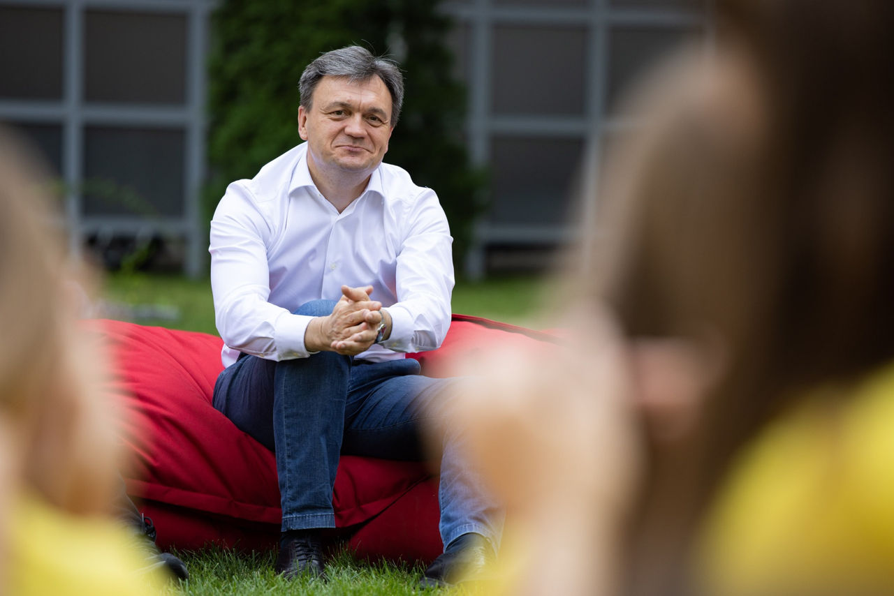 Речан — детям из лагеря DOR: Наш приоритет — быть частью Европейского союза.
