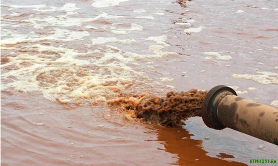 Эколог против отмены налогов на загрязнение окружающей среды: Будут сбрасывать отходы в реки.
