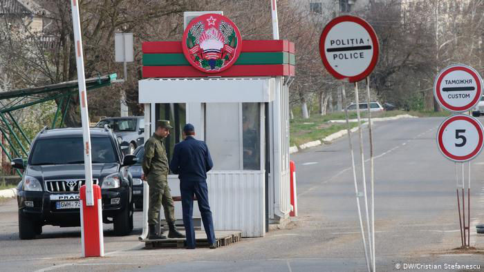 Кишинев требует от Тирасполя убрать незаконные посты в зоне безопасности.