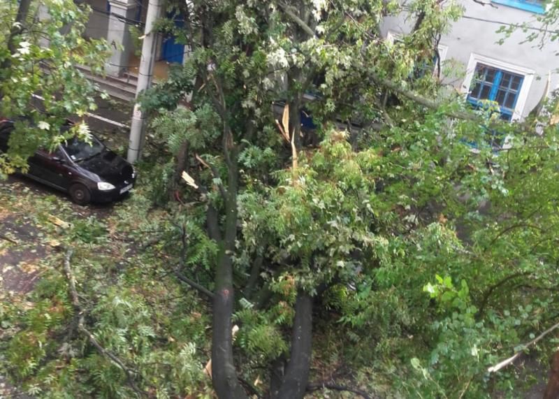 Разрушительная стихия прошлась в воскресенье, 17 сентября, по западной Румынии.