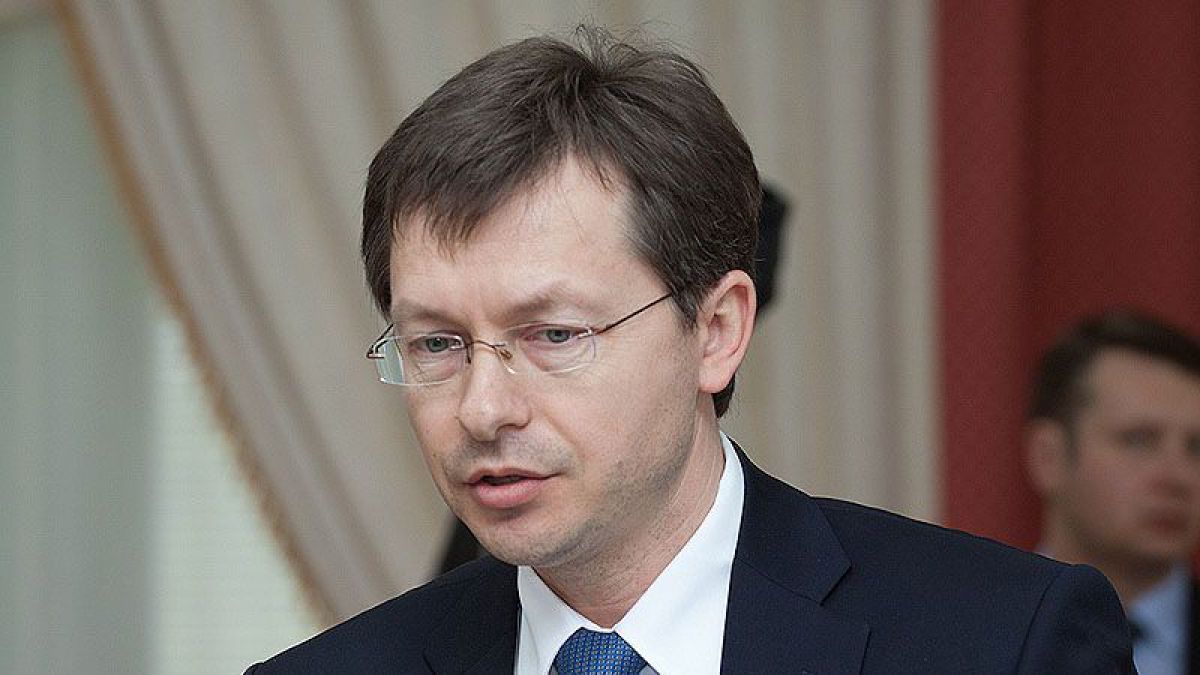 Veaceslav Negruță este de părere că la baza crizei din sistemul bancar ar sta o „comă” a instituțiilor statulu. Foto: agora.md