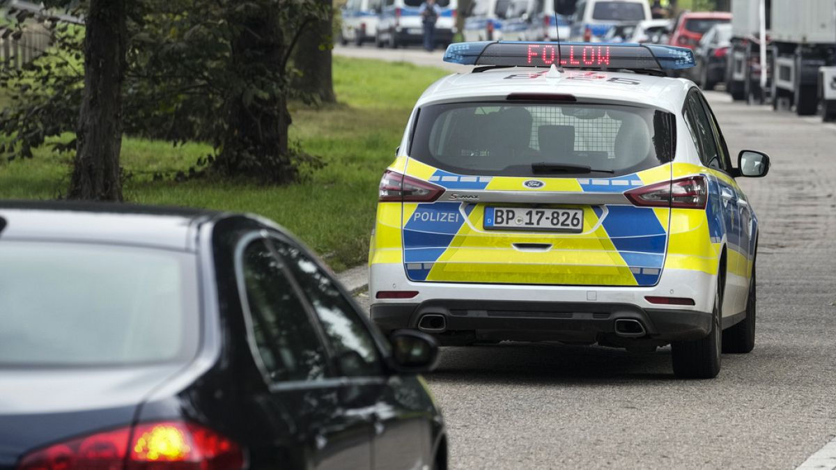 На границах Германии начались проверки.