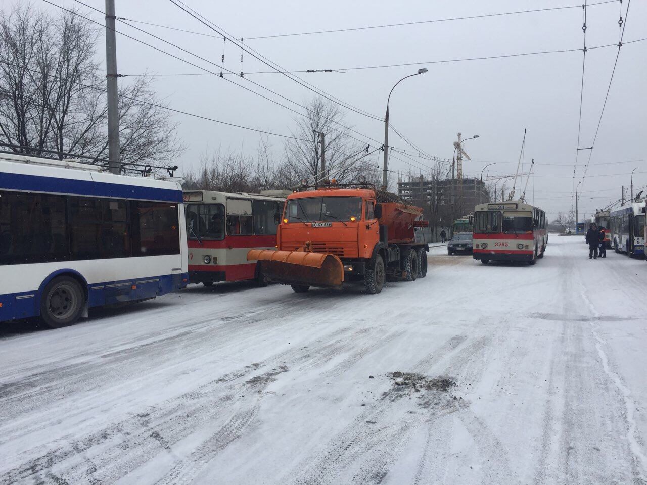 Ninge în Capitală: Cum a intervenit Primăria pentru deszăpezire