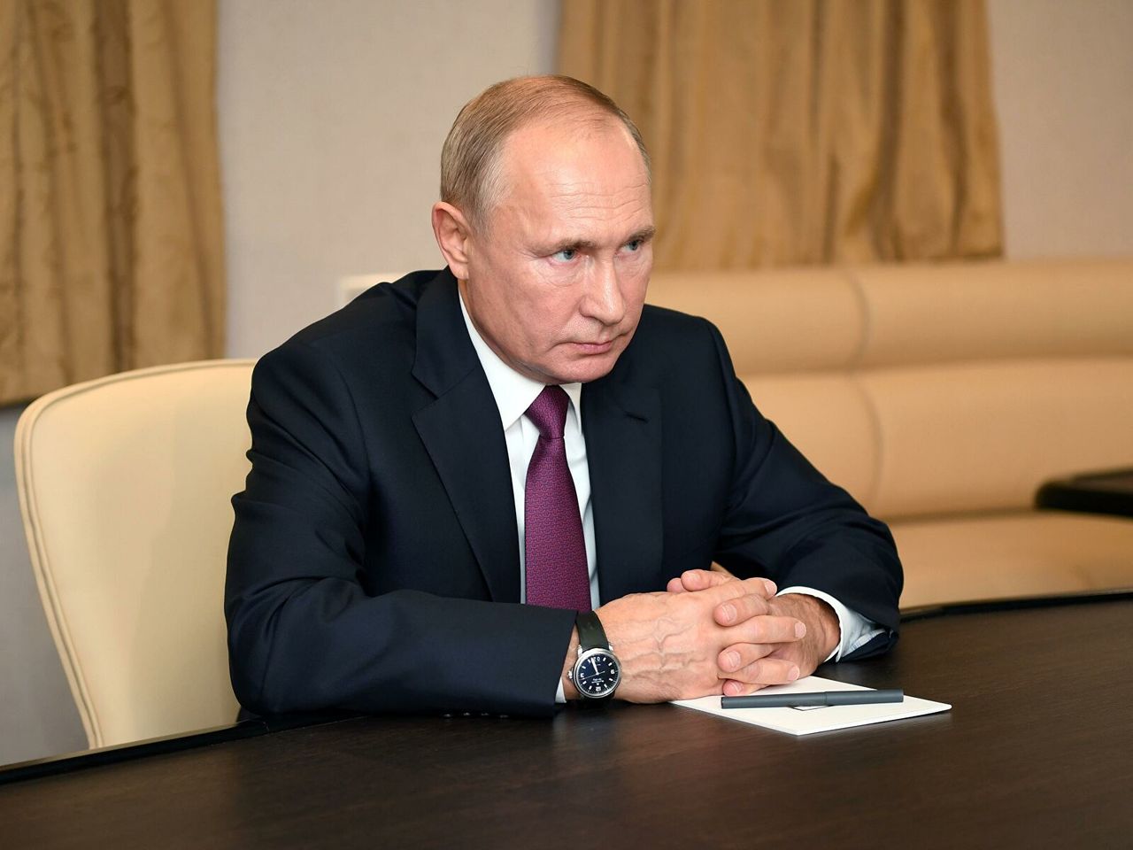 Путин: Россия будет заниматься модернизацией ядерных сил.