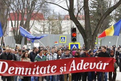 DA: Мы не намерены склонять голову перед правительством. Фото: infobiz.md