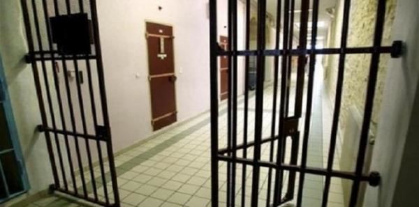 За убийство, совершенное с особой жестокостью, мужчины приговорены к 30 годам тюремного заключения.
