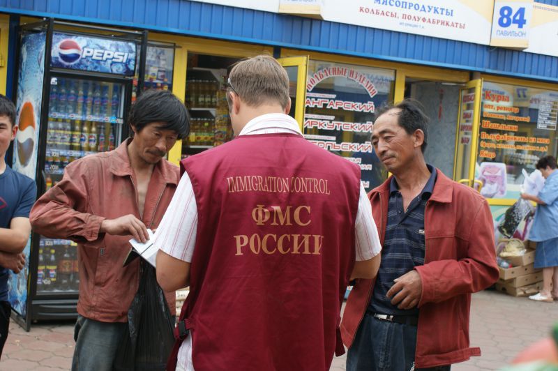 Рекордсменами являются суды Москвы: решения о выдворении они принимают за несколько минут. Фото: imenno.ru