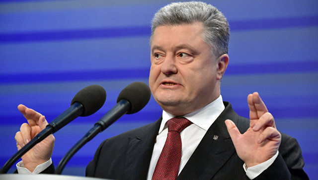 Порошенко заявил, что поездка Путина в Крым не сделает тот российским.