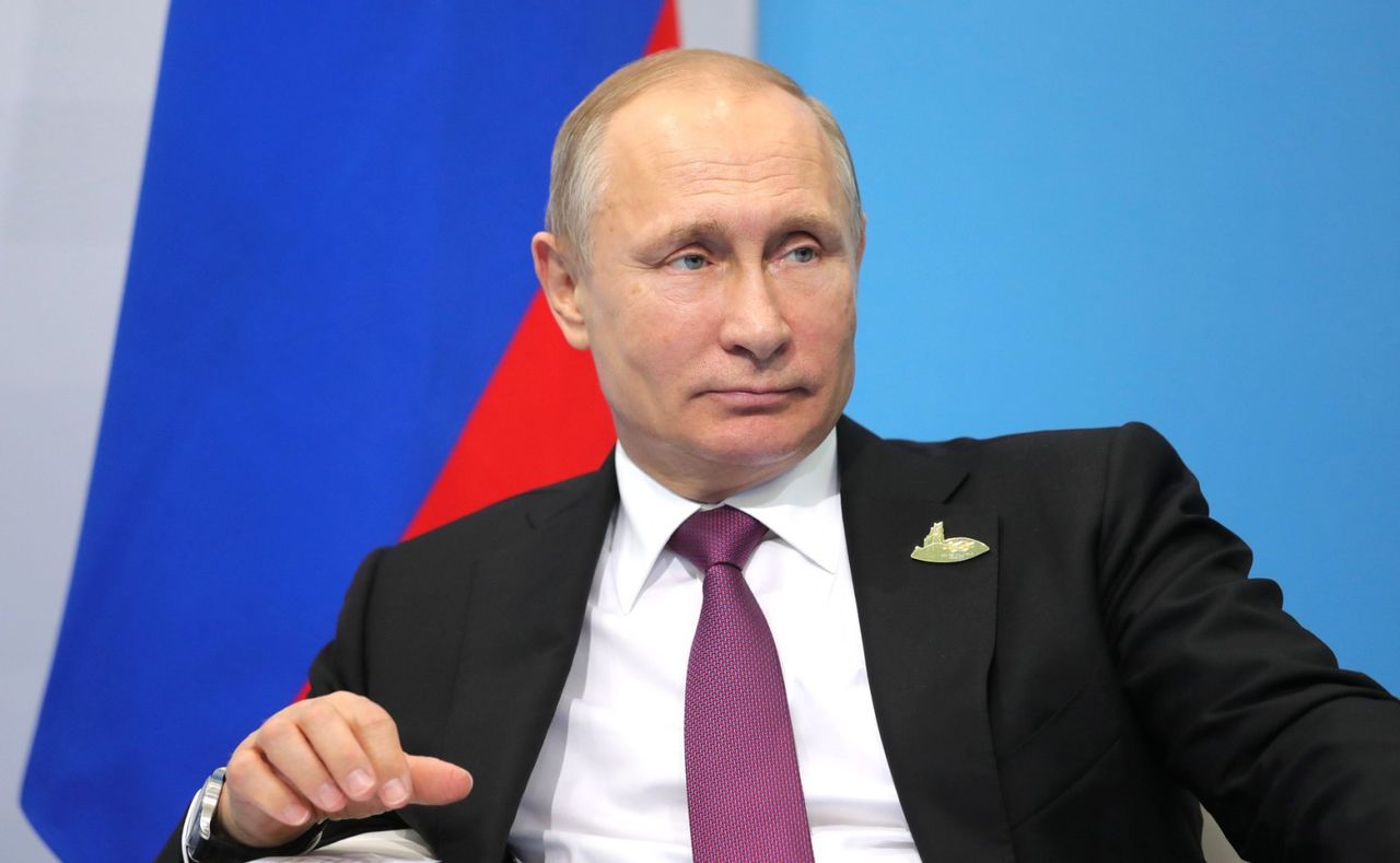 Vladimir Putin a colectat un număr mai mare de semnături decât cel necesar
