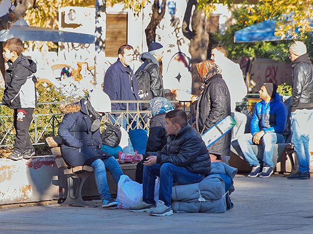 Мигранты в Швейцарии, еще не получившие статус беженца, обязаны сдавать властям все ценности и финансы.