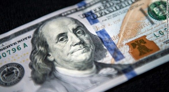 Economia americană a înregistrat în trimestrul al patrulea al anului trecut o creştere sub aşteptări.