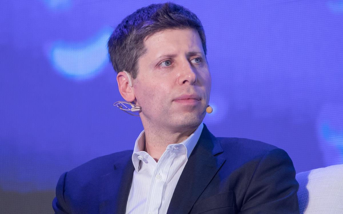 Sam Altman a avertizat asupra unui posibil colaps al industriei inteligenței artificiale.