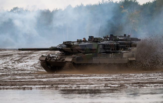 Канада передаст восемь танков Leopard 2 в Украину в ближайшие недели.