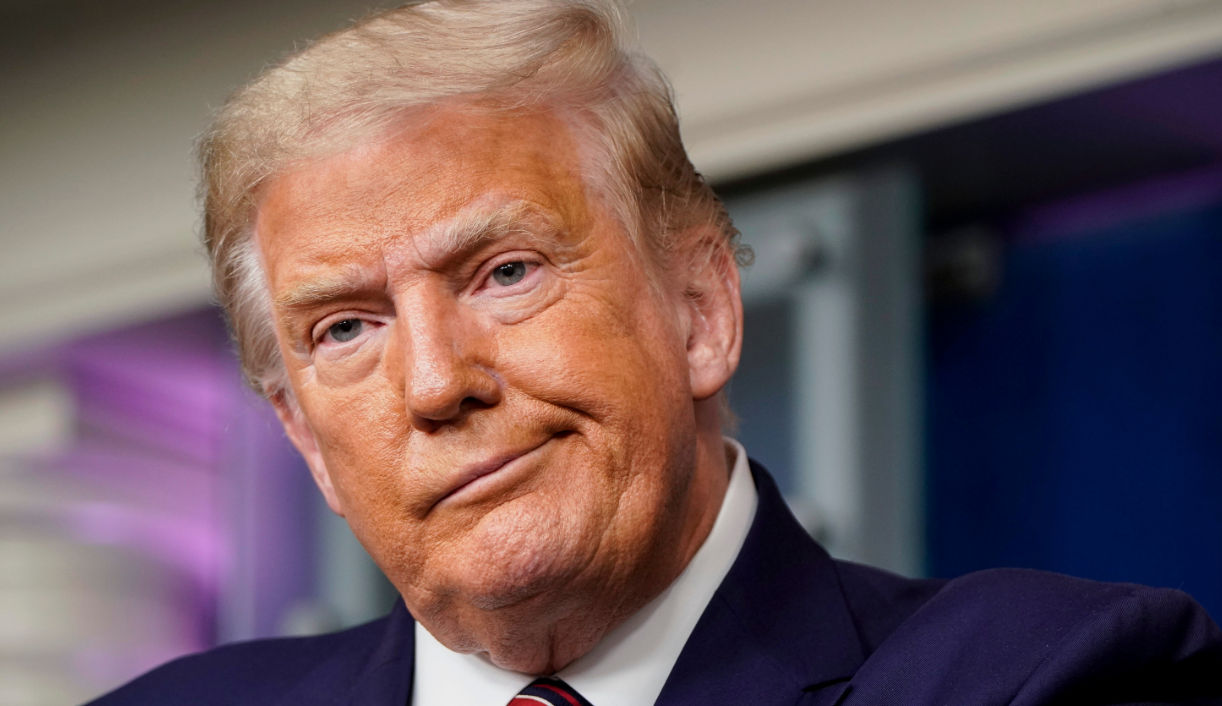 Трамп обещает работать над войной в Украине: Это должно прекратиться.