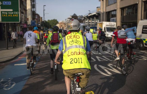 În Londra este tot mai periculos să circuli pe bicicletă sau pe jos. Foto: evz.ro