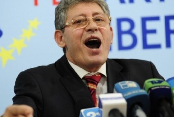 Остается неясным, на какие средства Гимпу приобрел жилье площадью в полтораста квадратных метров.