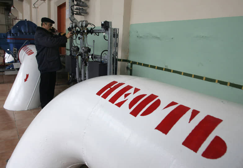 Удар по «Дружбе» может на 5 дней остановить поставки нефти в Венгрию и Словакию.