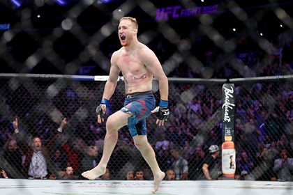 Американский боец UFC назвал Макгрегора трусом и бросил ему вызов.