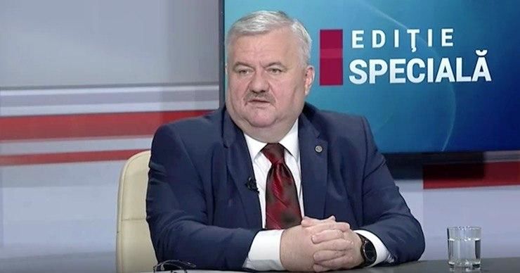 Министр образования Игорь Шаров.