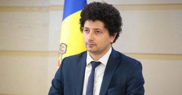 Депутат ПДС Раду Мариан.