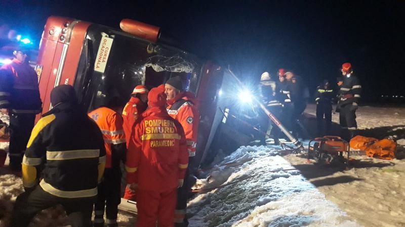 В результате аварии один человек скончался, еще шестеро получили травмы.