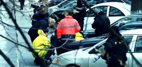 На месте были замечены представители Национального агентства по регулированию ядерной и радиологической деятельности.