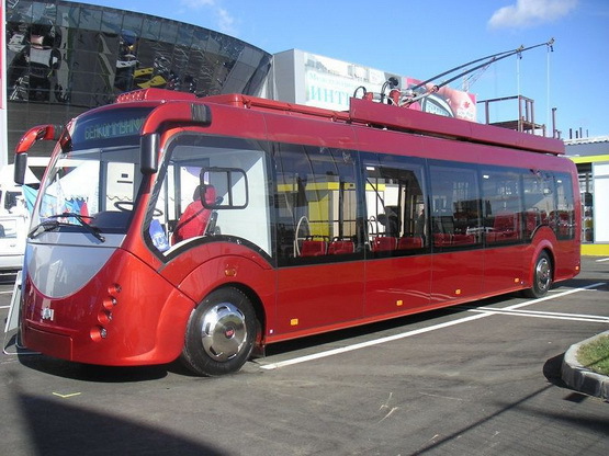 Zilnic unitatea de transport este emisă la traseu şi corespunde normelor tehnice.