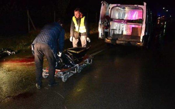 Adolescent de 17 ani, omorât în bătaie din cauza unei postări pe Facebook. 