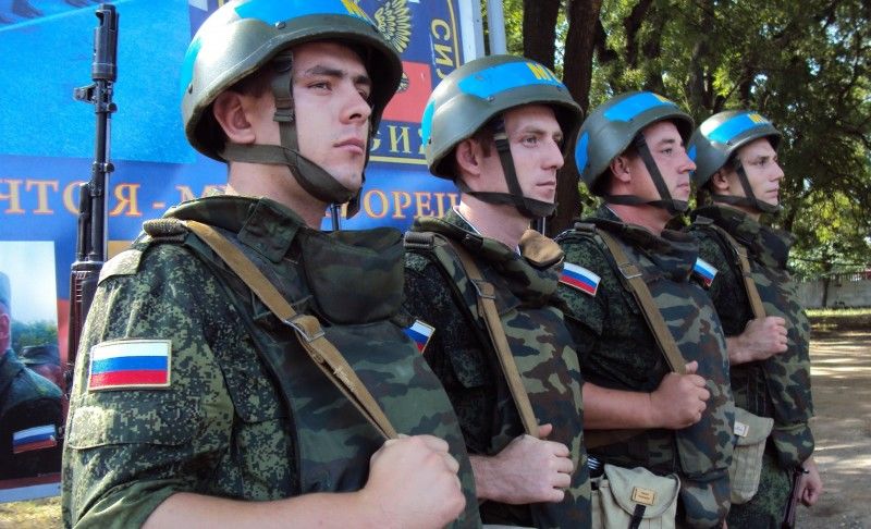 Российские миротворцы провели в Тирасполе занятия по спецподготовке.